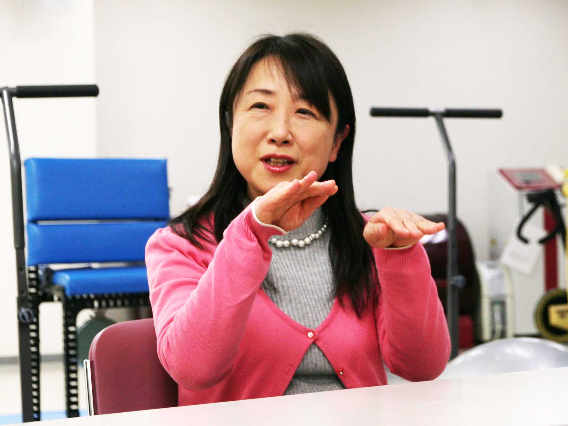 「ご飯をしっかり食べないと体を作れない」と話す神戸女子大学健康福祉学部健康スポーツ栄養学科の坂元美子先生